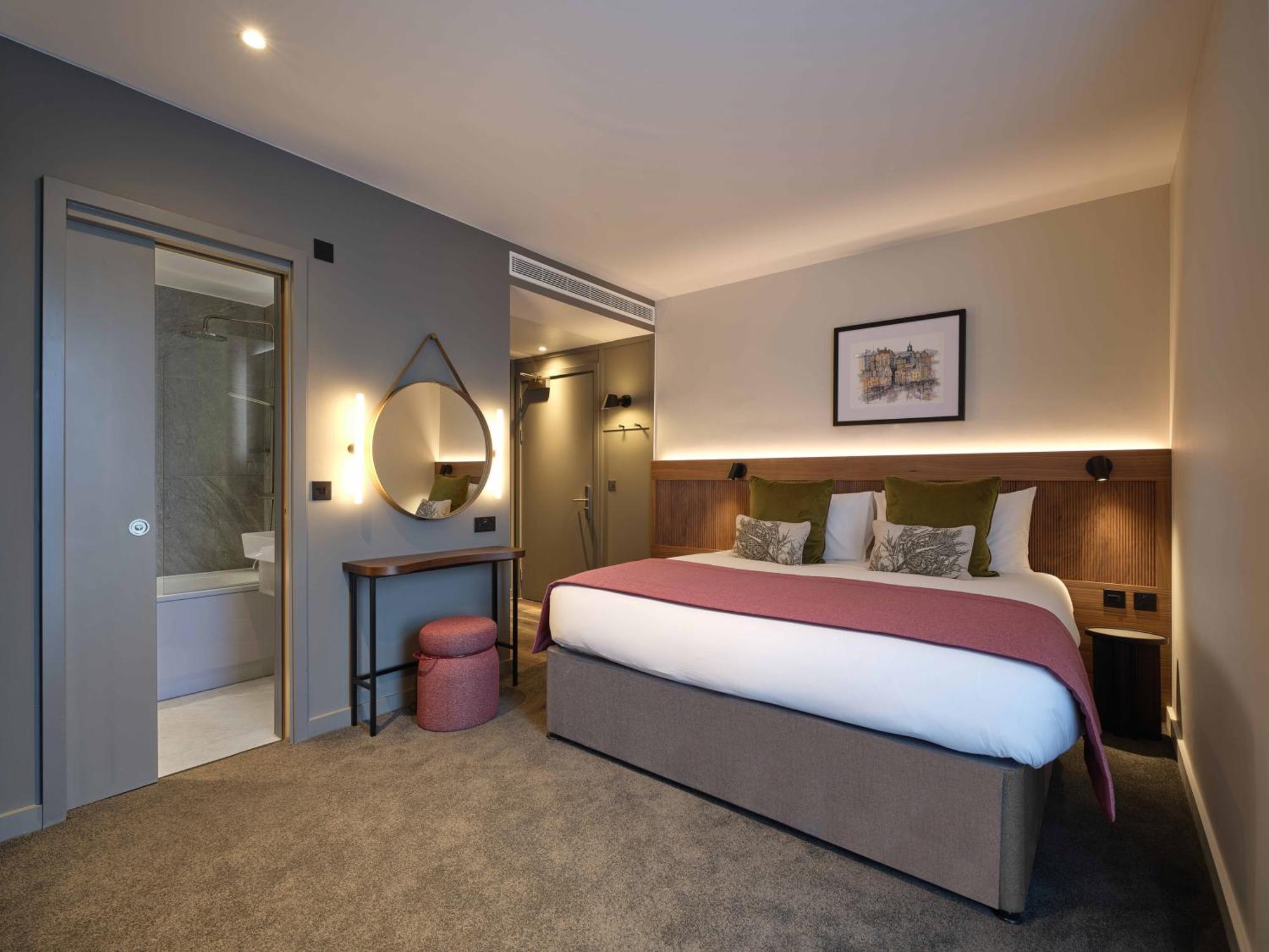 The Resident Edinburgh Hotel Exterior photo